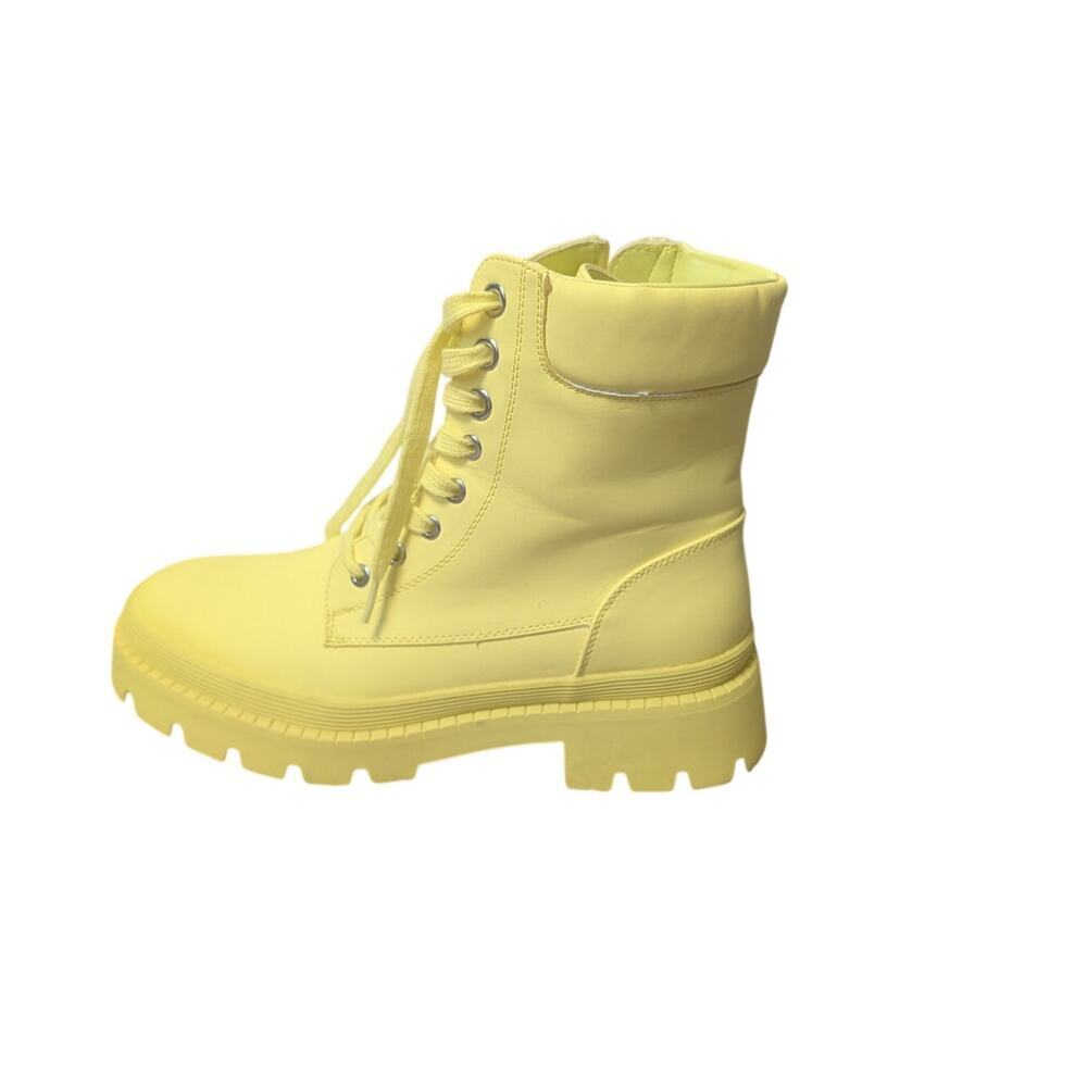 JUST FAB TEVOS Combat Boots; Faux Leather, Neon Yellow; chunky, size 41/10 Women